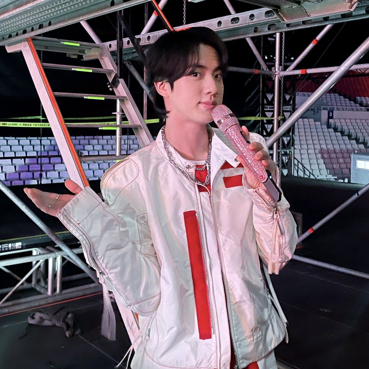 Momen yang diabadikan oleh penggemar BTS