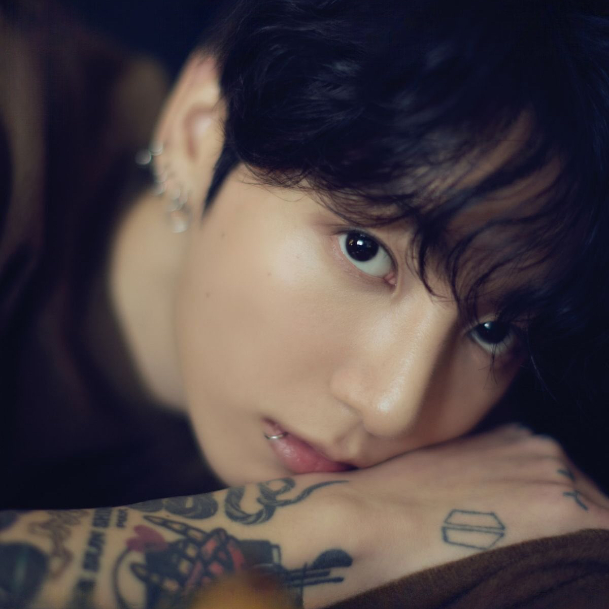 Foto aktivitas terbaru Jungkook (BTS)