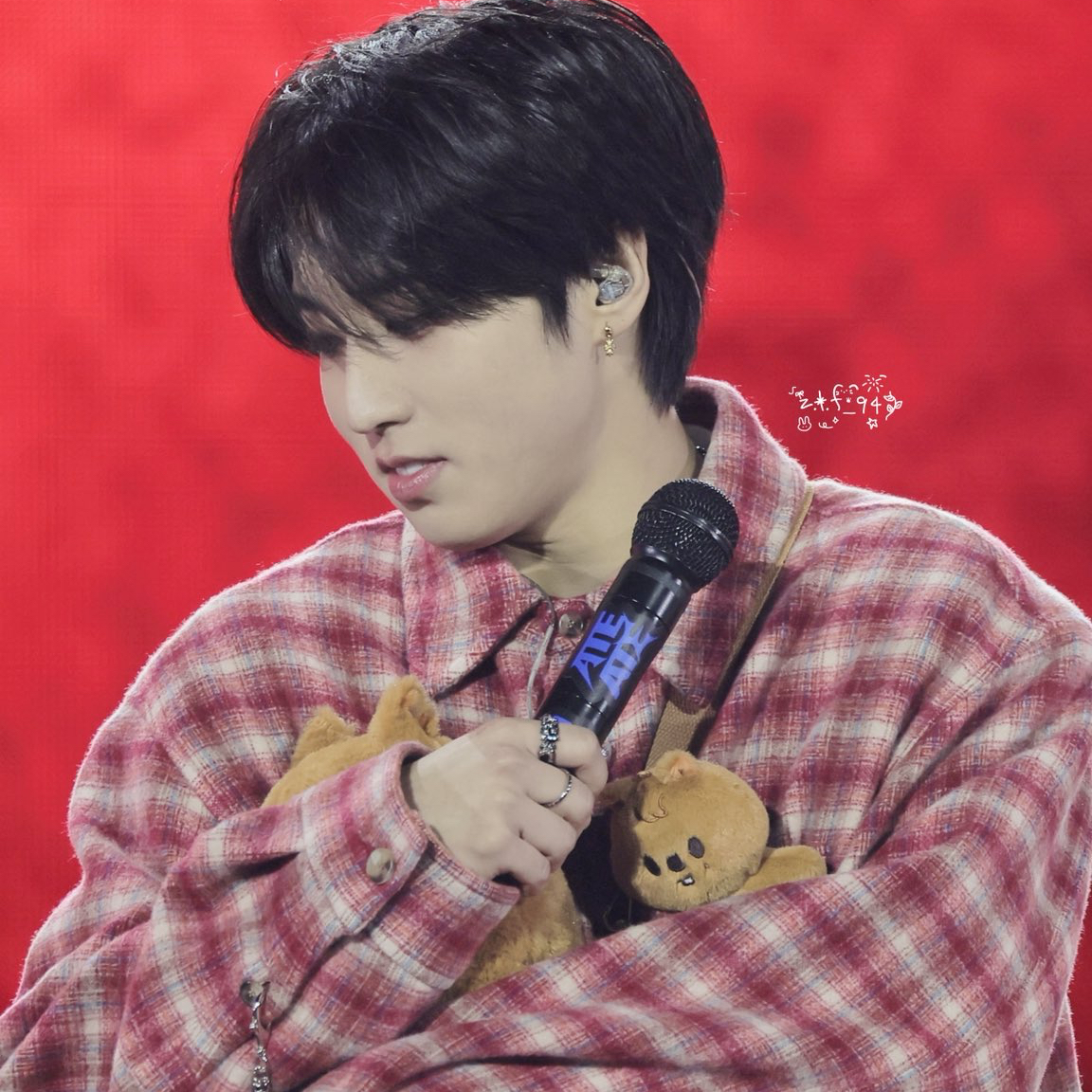 A moment captured by HAN (Stray Kids)'s fan