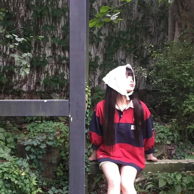 Behind-the-scenes cut of Iroha (ILLIT)