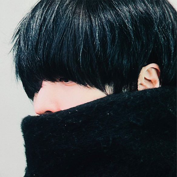 Behind-the-scenes cut of Yunho (ATEEZ)