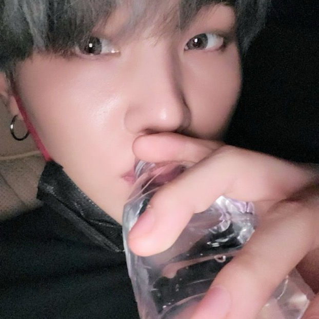 슈가 (방탄소년단) 최근 활동샷