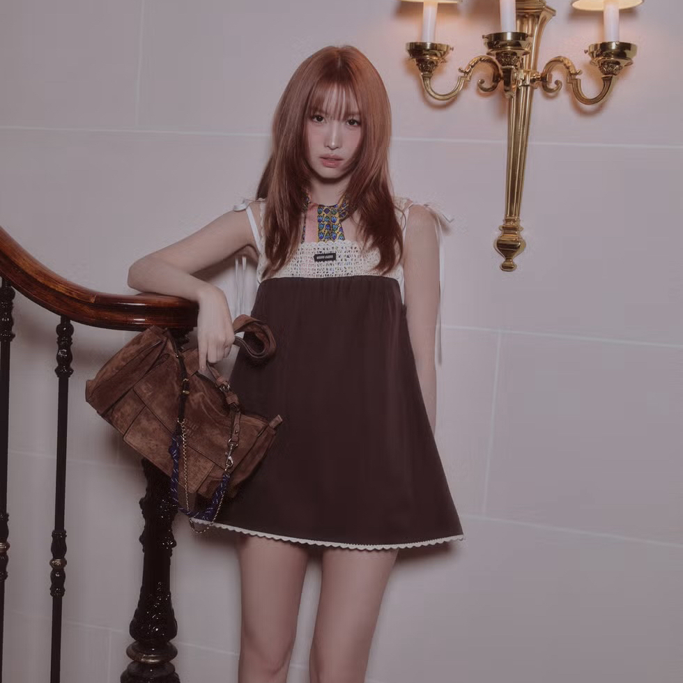 모모 (TWICE)의 비하인드 컷