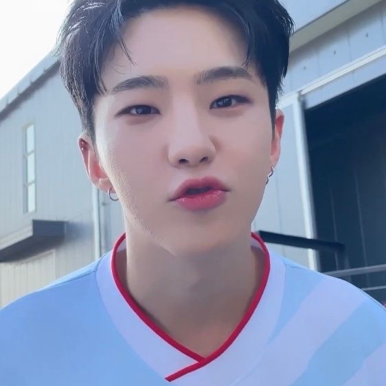 호시 (세븐틴)의 최신 사진