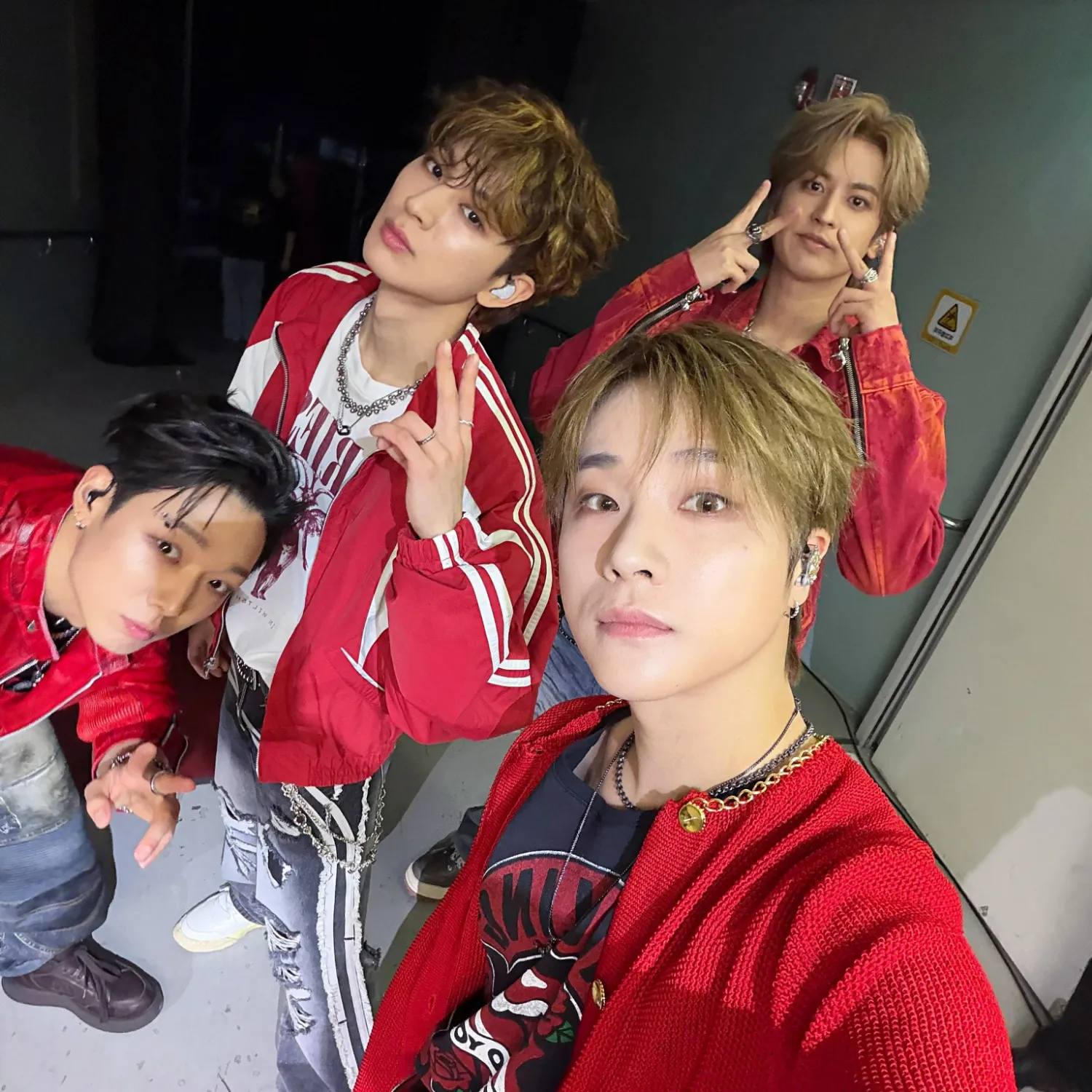 Foto terbaru iKON