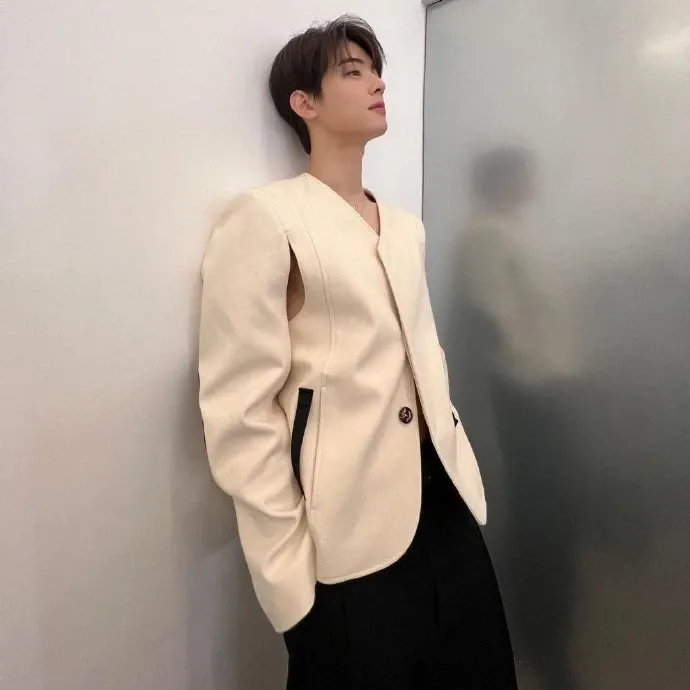 Latest photo of Eunwoo (ASTRO)