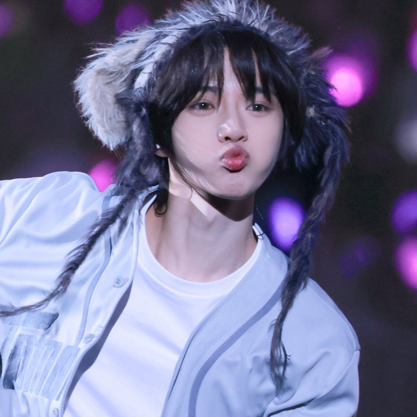 범규 (투모로우바이투게더) 최근 활동샷