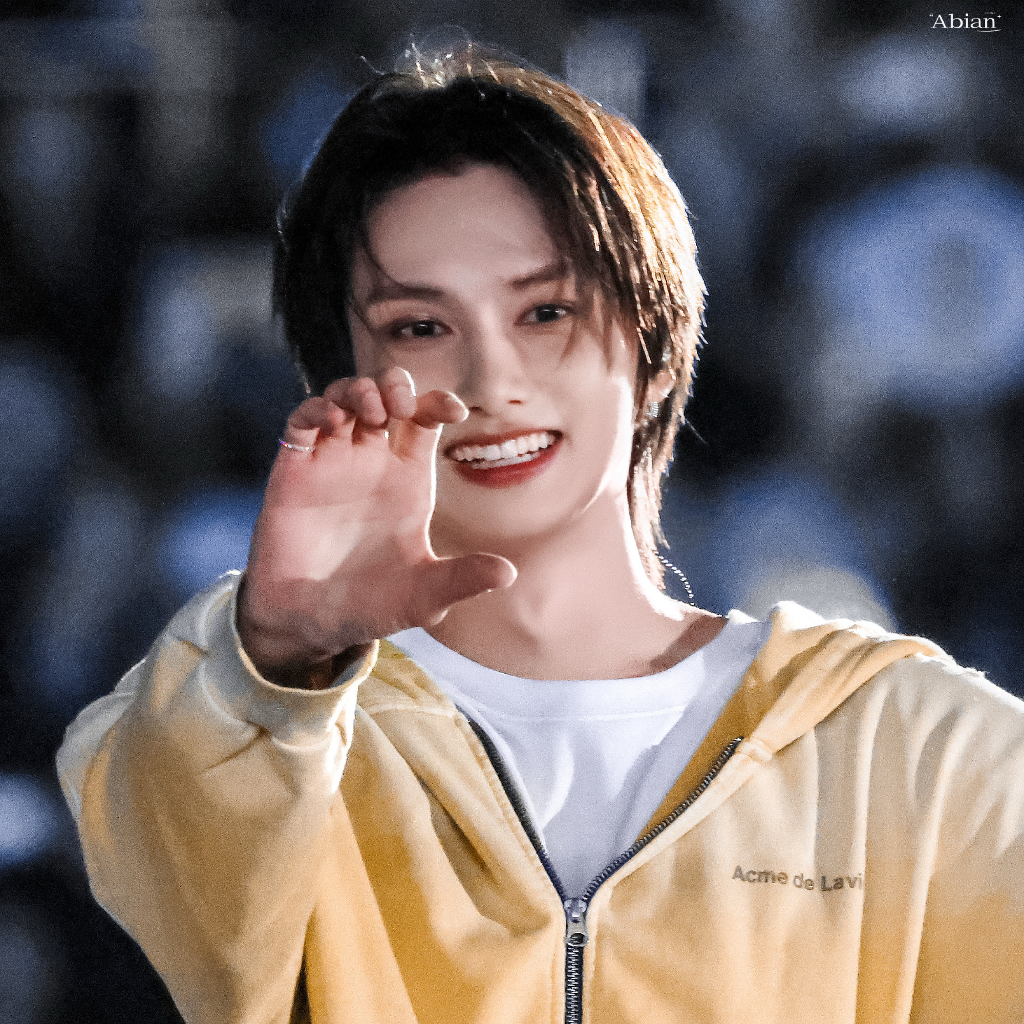 Latest photo of Jun (SEVENTEEN)