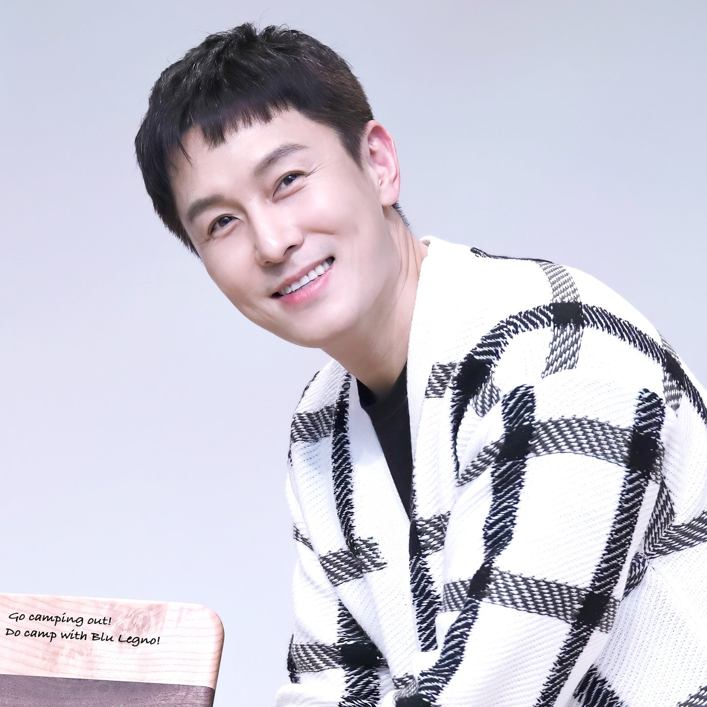 Latest photo of Kim Dongwan (SHINHWA)