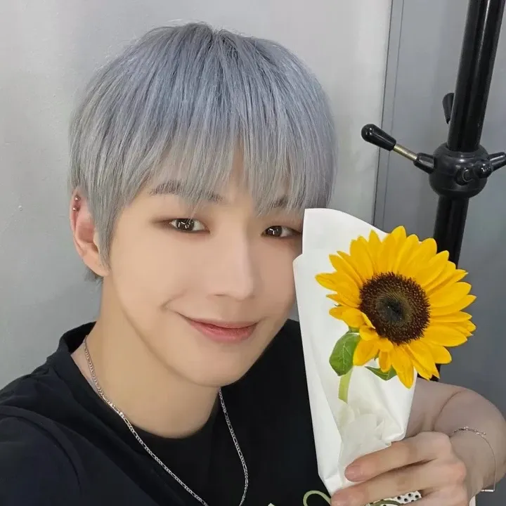 강다니엘의 최신 사진