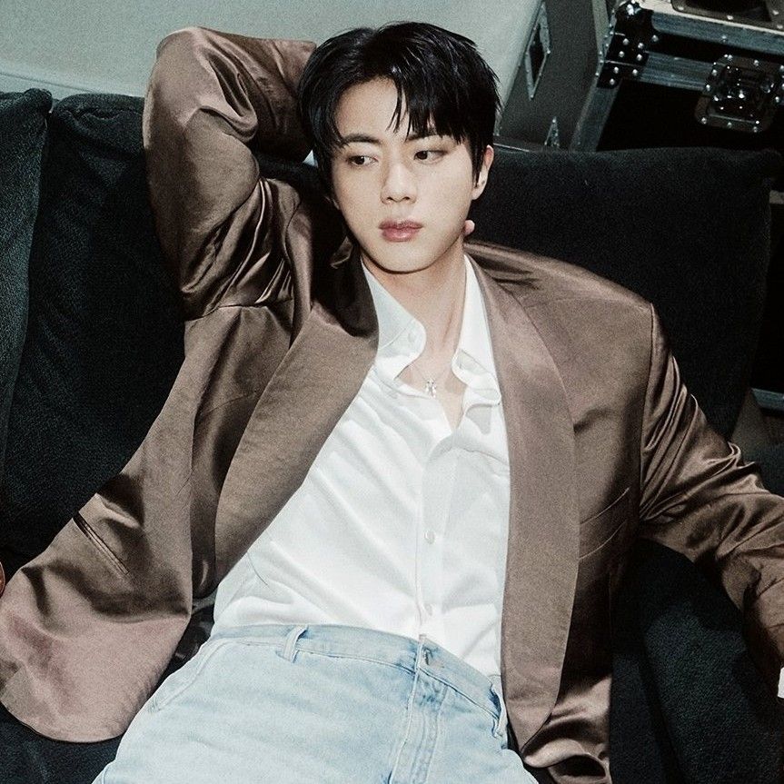 Latest photo of Jin (BTS)