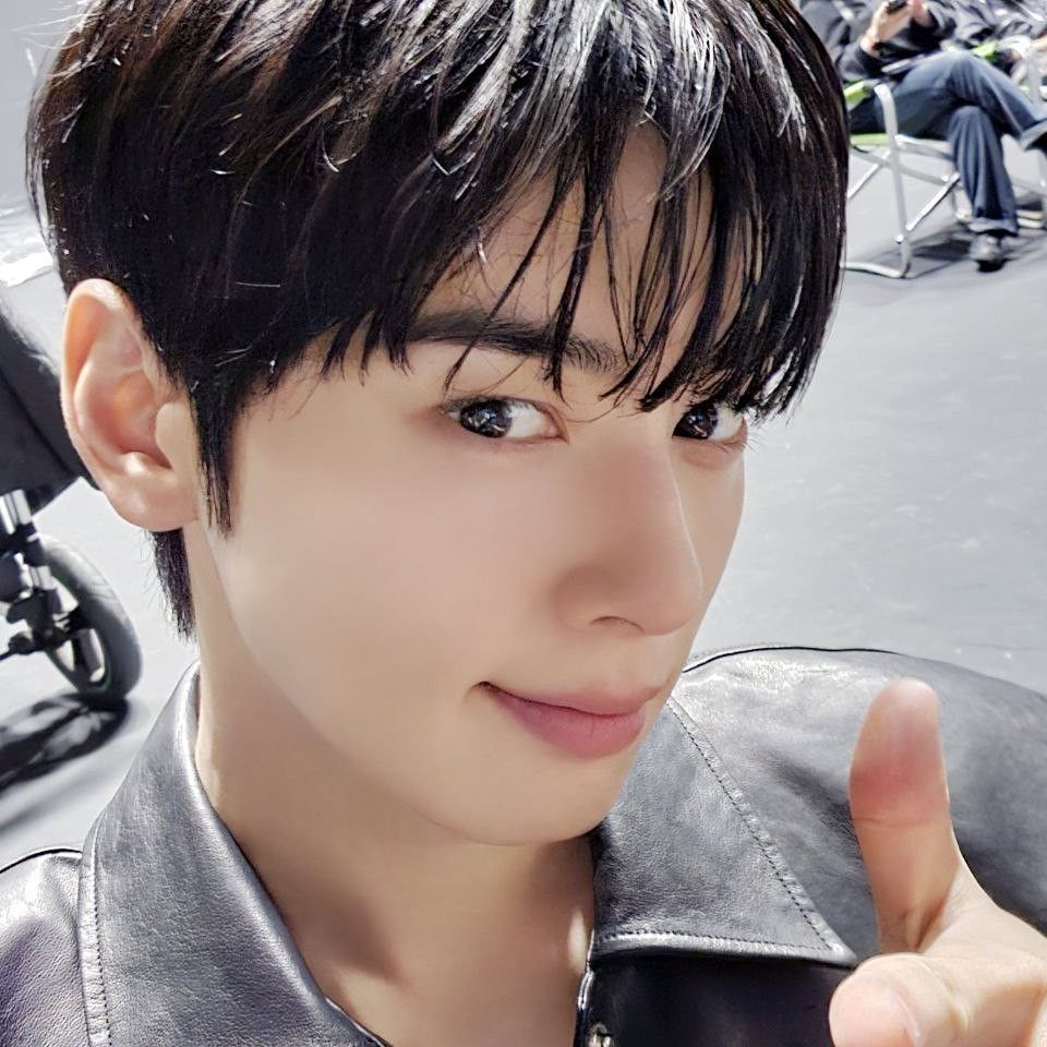 Behind-the-scenes cut of Eunwoo (ASTRO)