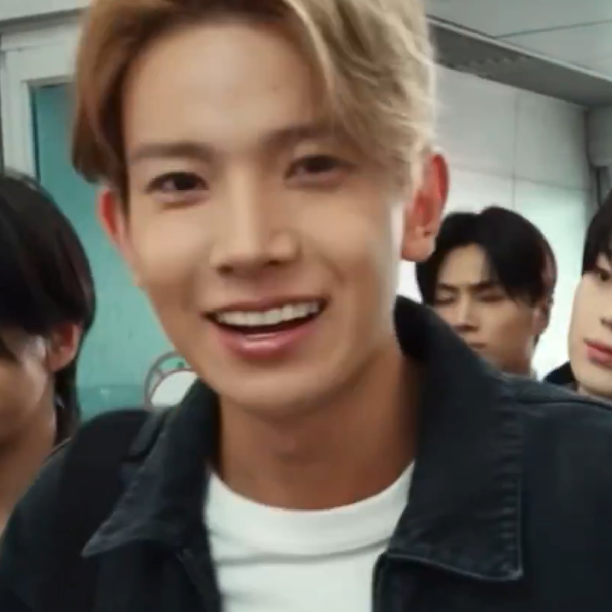 희승의 최신 사진