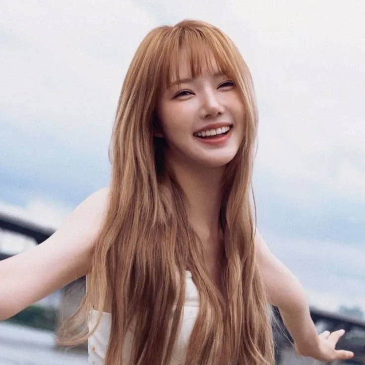 Recent activity shot of Yerin (GFRIEND)