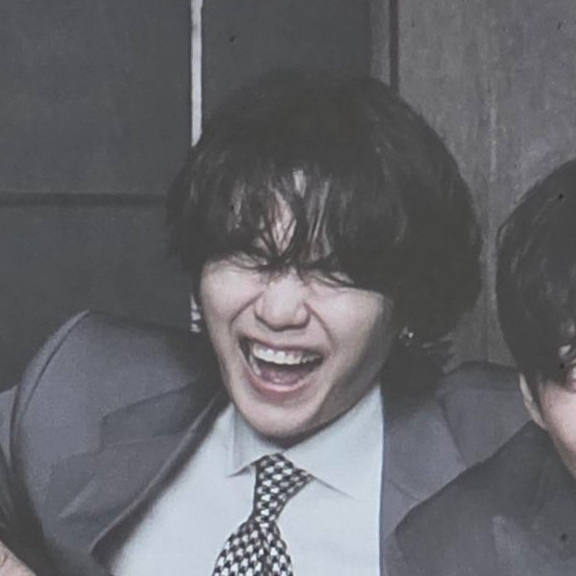 SUGA (BTS)の舞台裏ショット