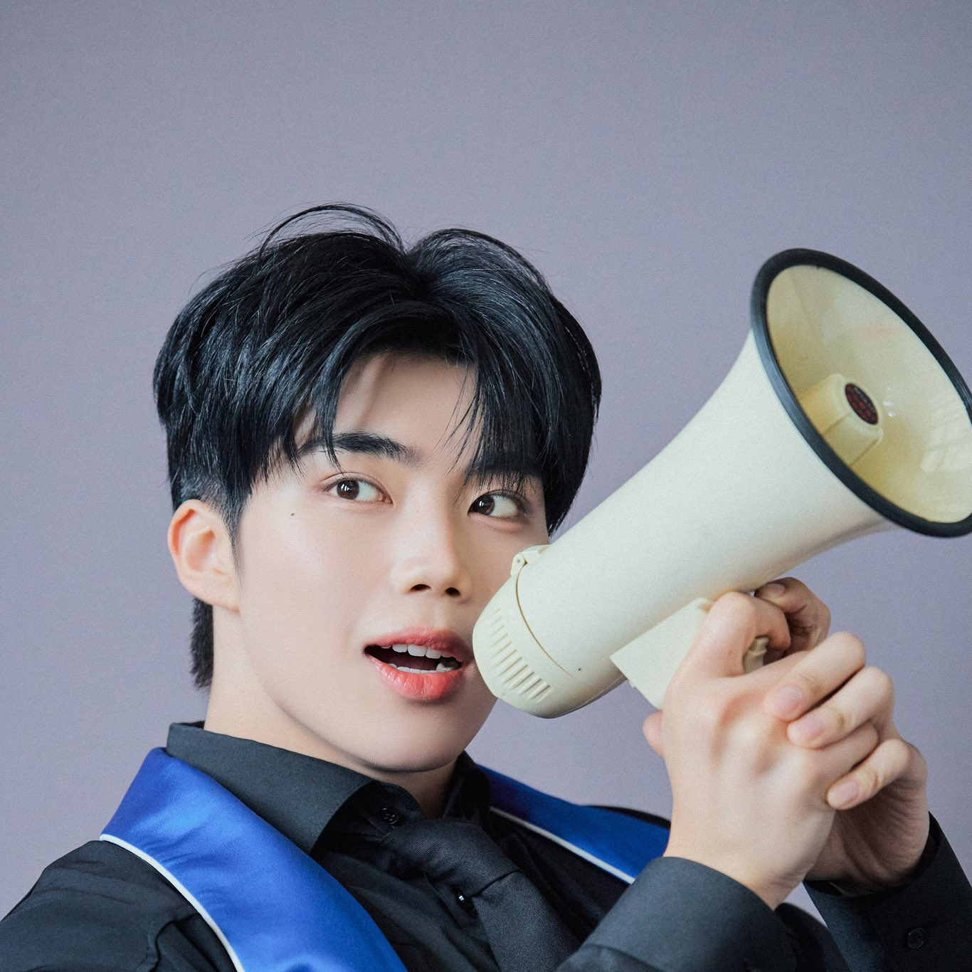 Recent activity shot of Park Gunwook (ZEROBASEONE)