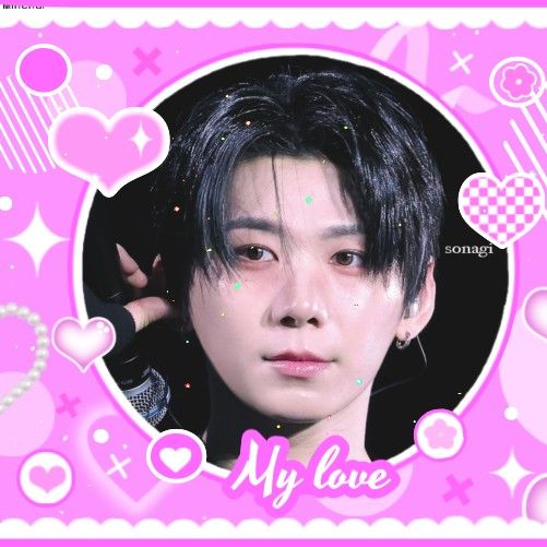 A moment captured by Park Han (AHOF)'s fan