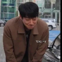 A moment captured by Hwang Chiyeol's fan