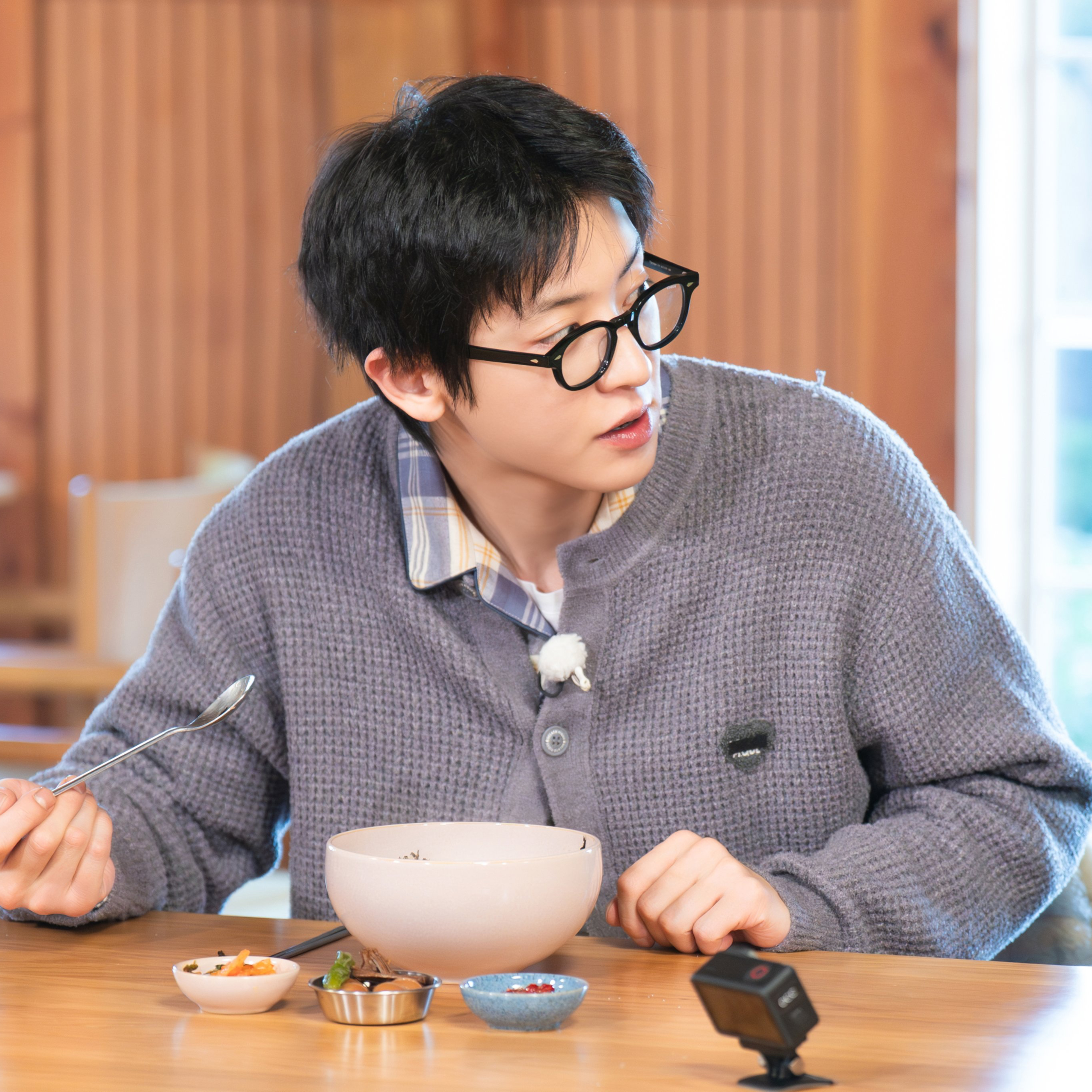 Behind-the-scenes cut of Chanyeol (EXO)