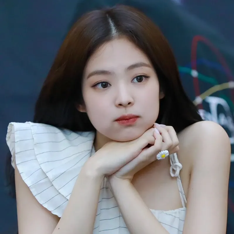 Latest photo of Jennie (BLACKPINK)