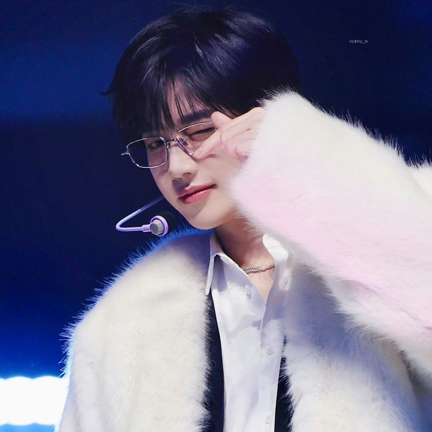 Foto terbaru Zhang Hao (ZEROBASEONE)