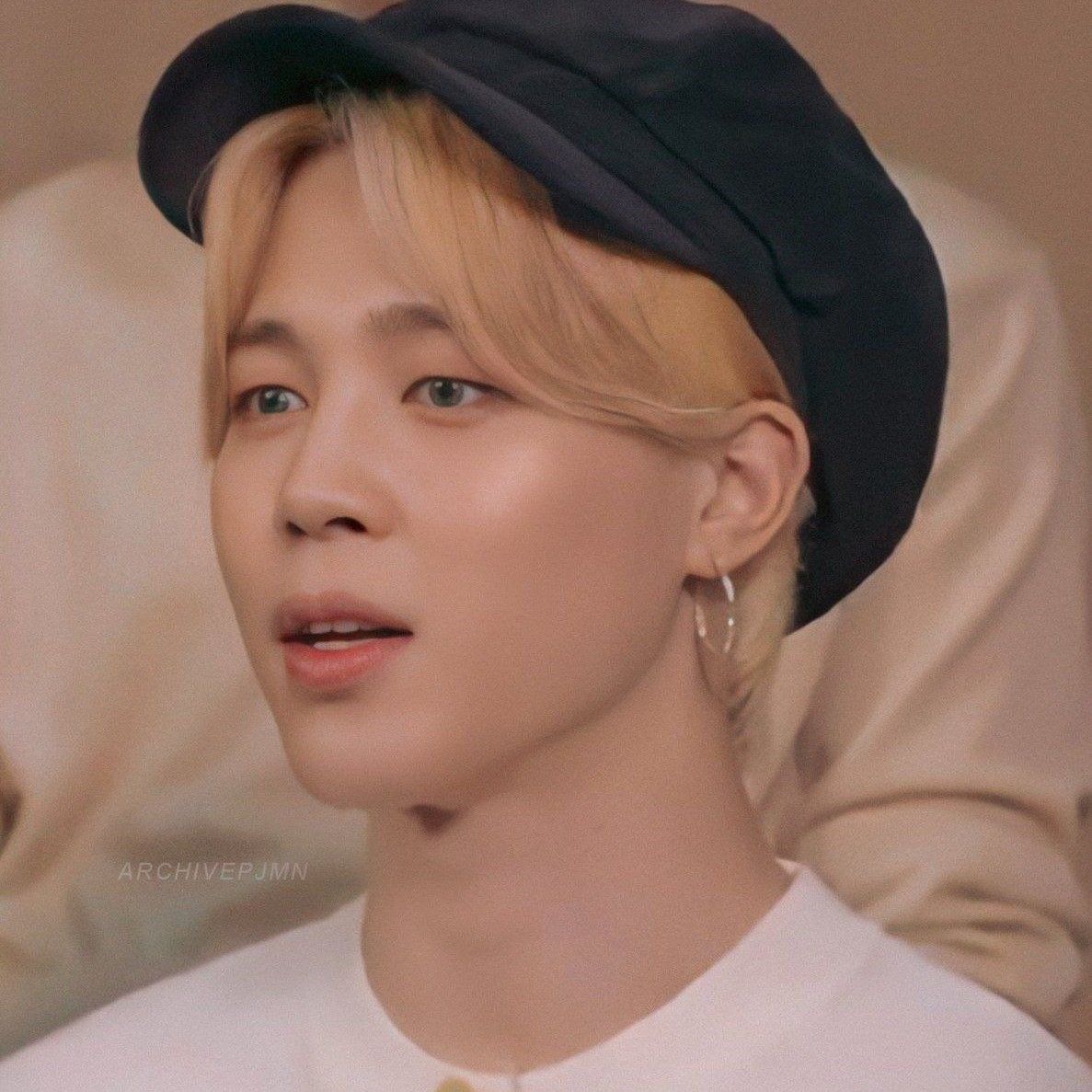 Momen yang diabadikan oleh penggemar Jimin (BTS)