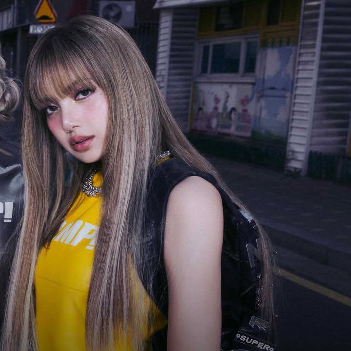 리사 (BLACKPINK)의 비하인드 컷