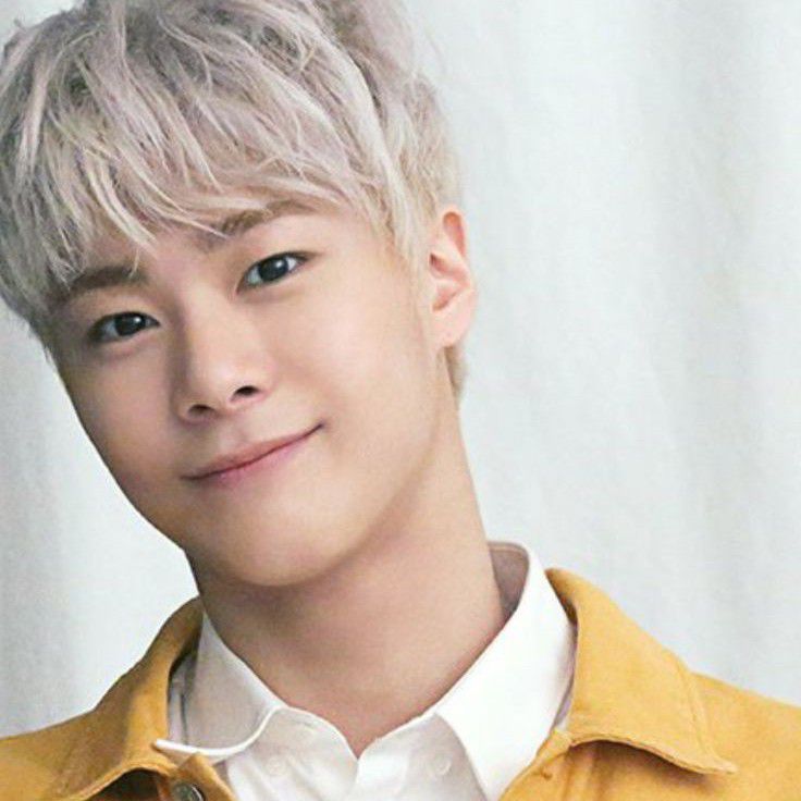 Behind-the-scenes cut of Moonbin (ASTRO)