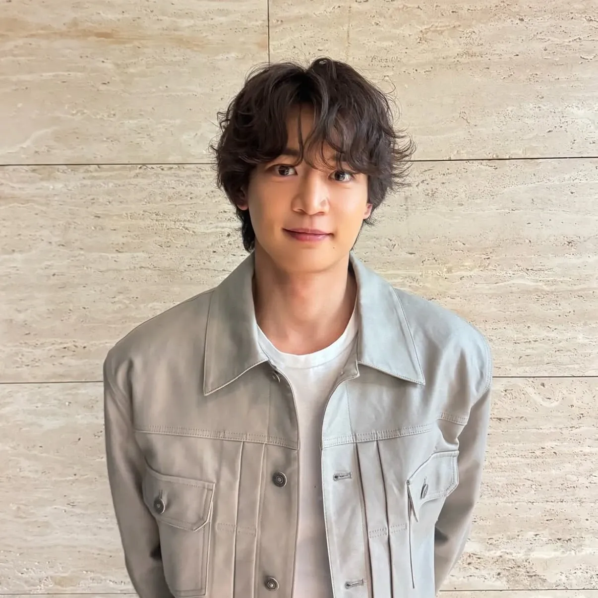 Behind-the-scenes cut of Minho (SHINee)