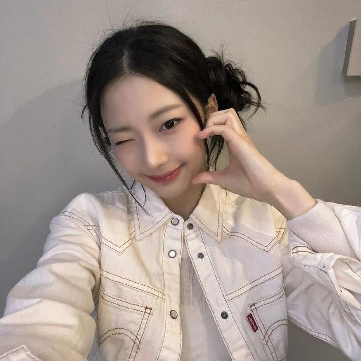 Latest photo of Ruka (BABYMONSTER)