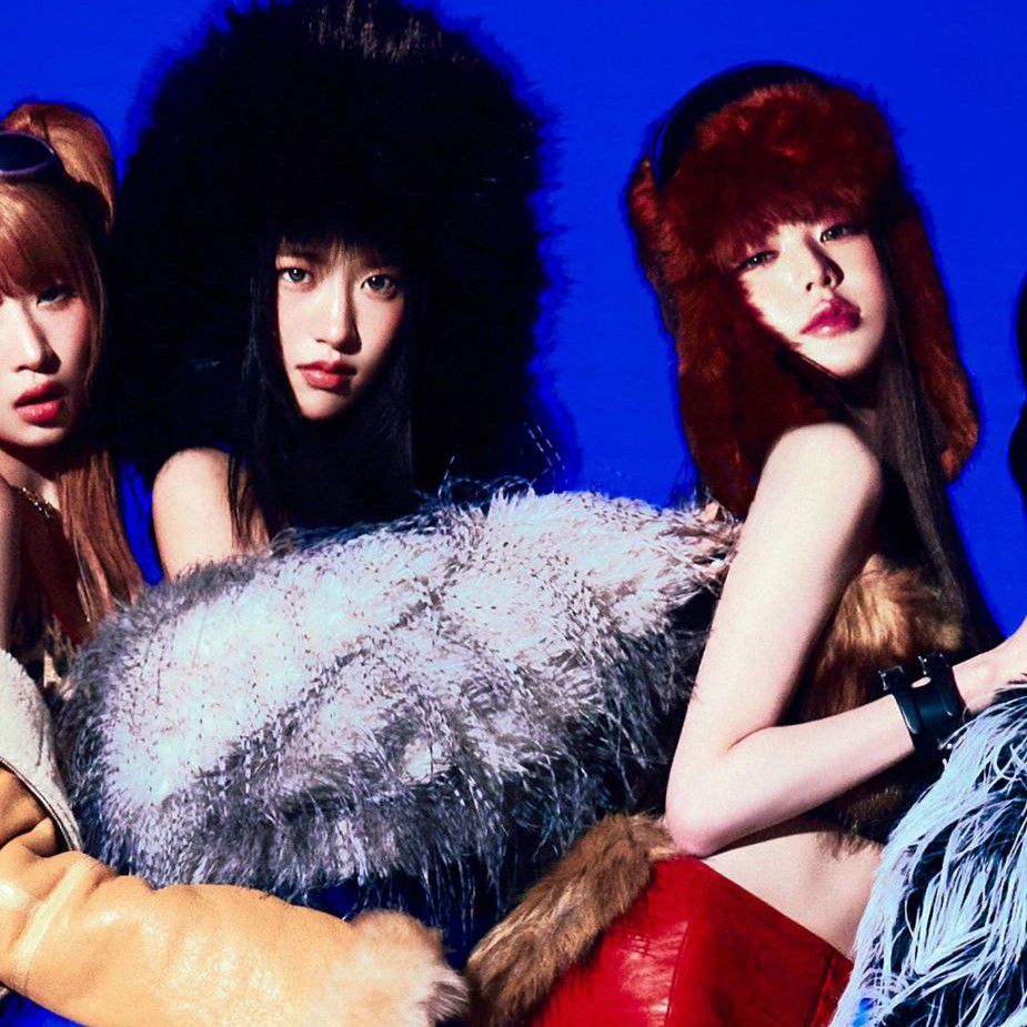 A moment captured by IVE's fan