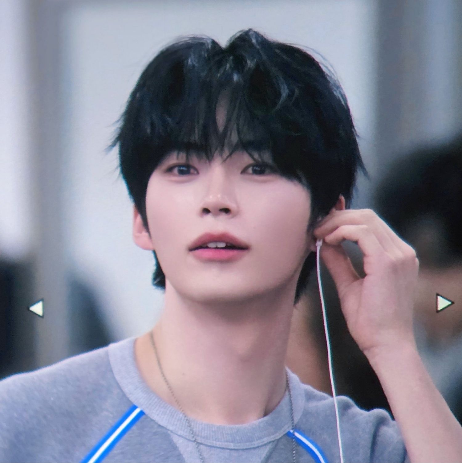 Latest photo of Sung Hanbin (ZEROBASEONE)