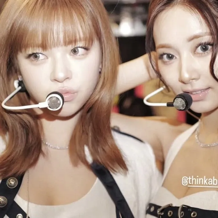 Behind-the-scenes cut of Jeongyeon (TWICE)