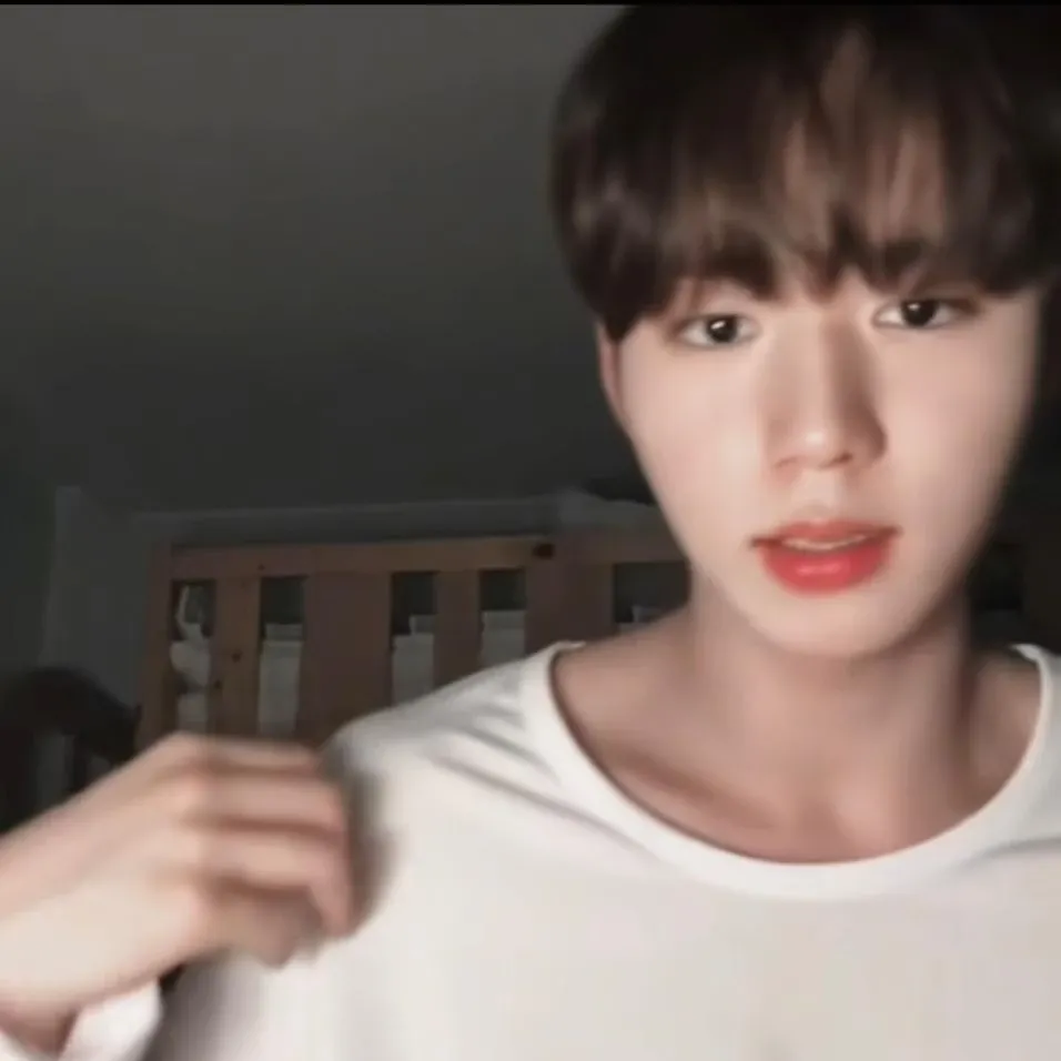 Recent activity shot of Kim Junseo (ALPHA DRIVE ONE)