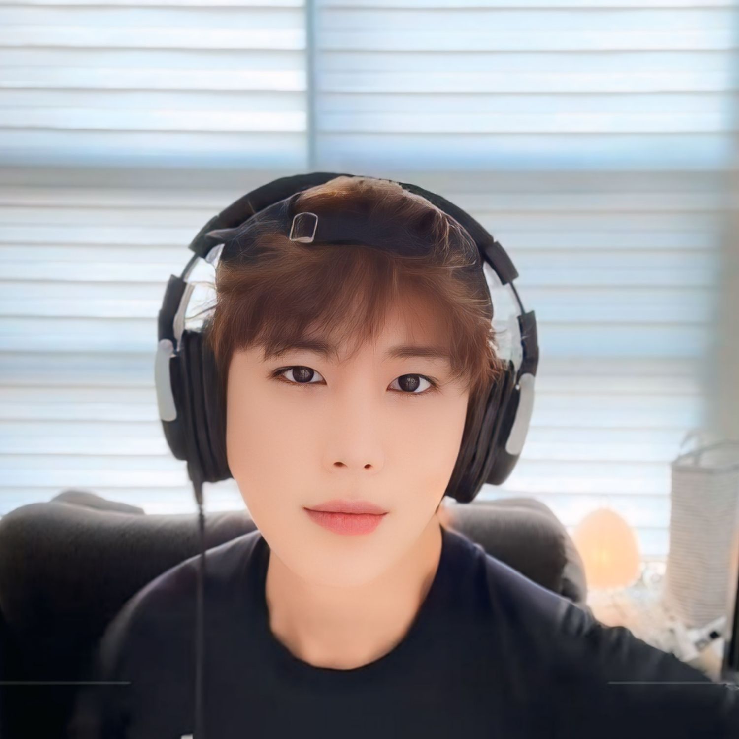 Recent activity shot of Wow (A.C.E)