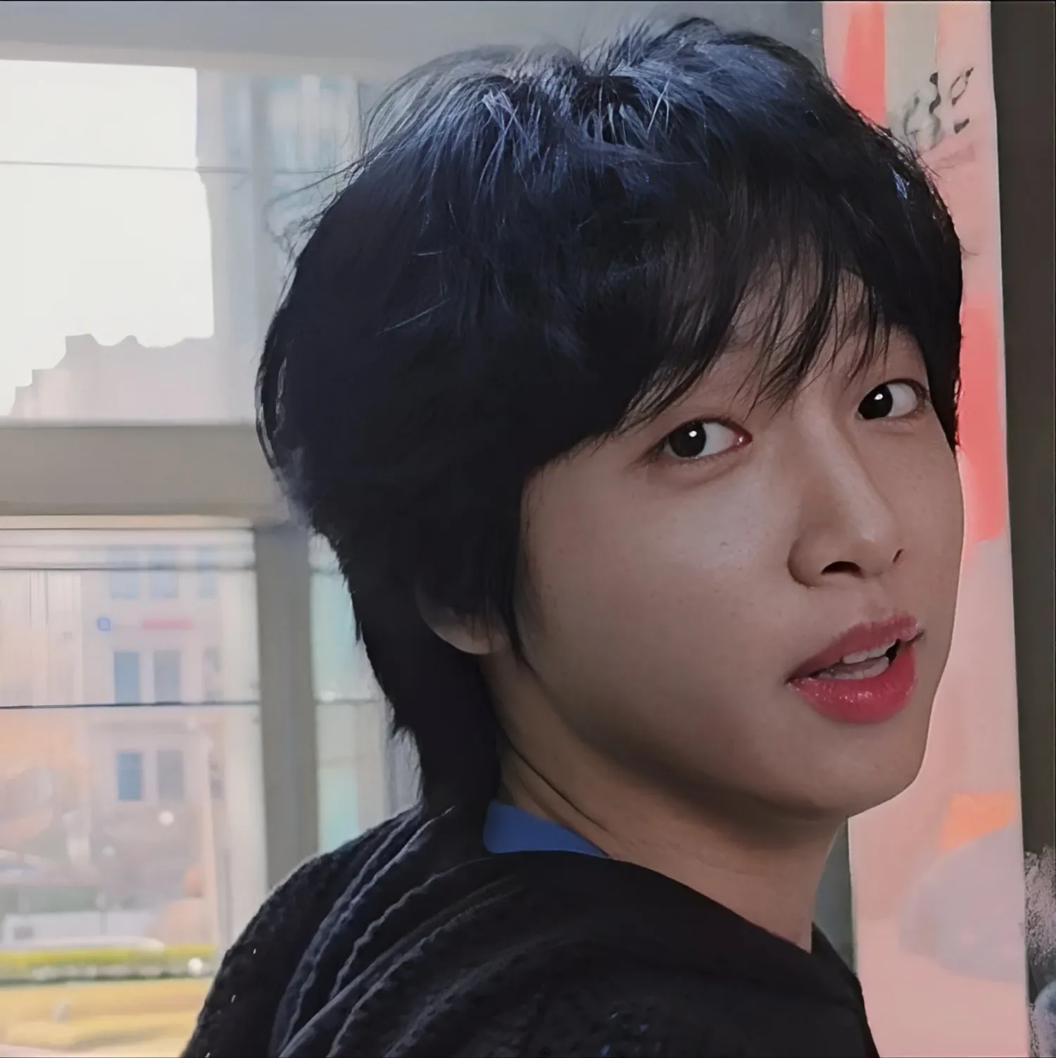 A moment captured by Jeong Sewoon's fan