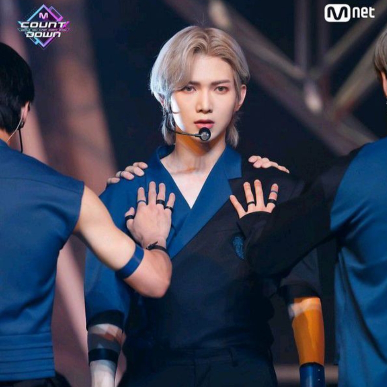 Recent activity shot of Yeosang (ATEEZ)