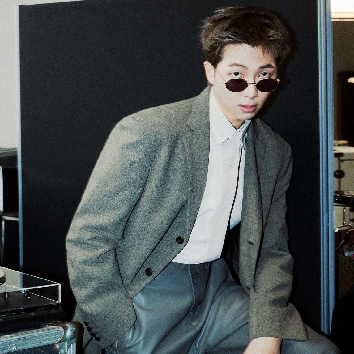 RM (防弹少年团)的最新活动照片