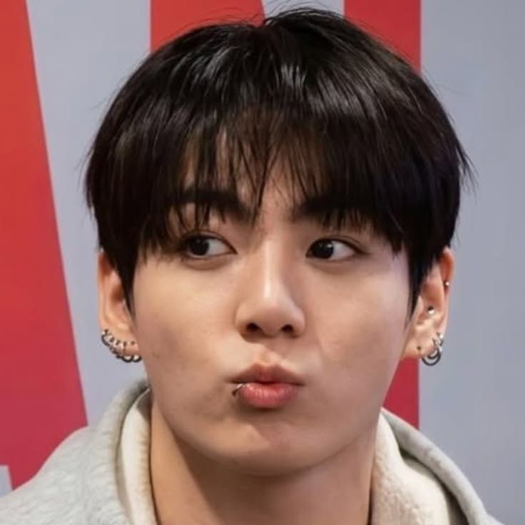 정국 (방탄소년단)의 최신 사진