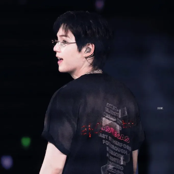 Foto terbaru SUGA (BTS)