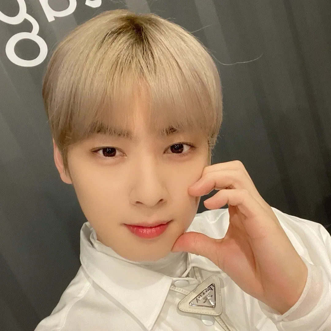 Recent activity shot of Eunwoo (ASTRO)