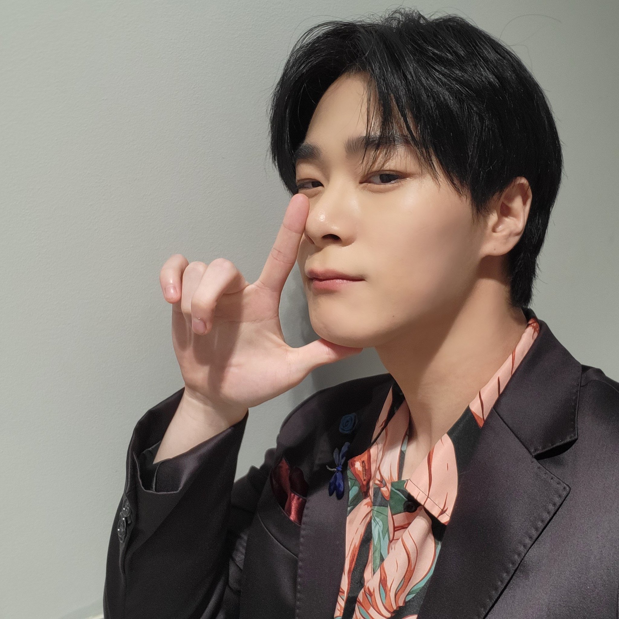 Behind-the-scenes cut of Moonbin (ASTRO)