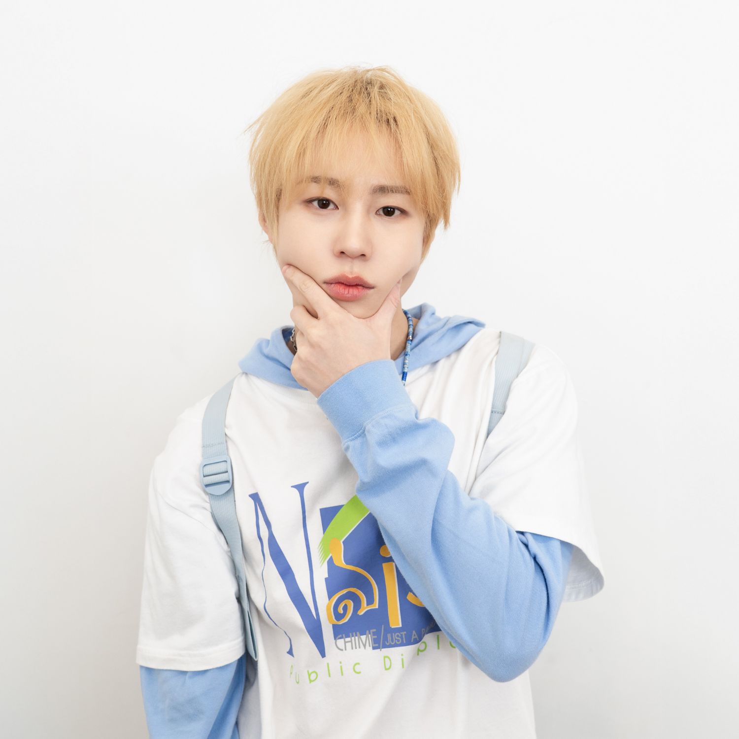 Behind-the-scenes cut of Ha Sungwoon