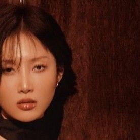 Latest photo of Hwasa (MAMAMOO)