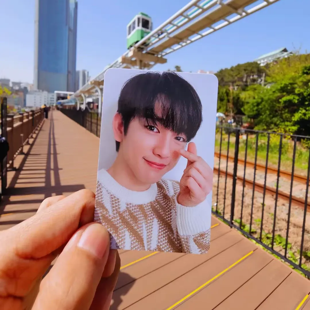 珍荣 (GOT7)的最新活动照片