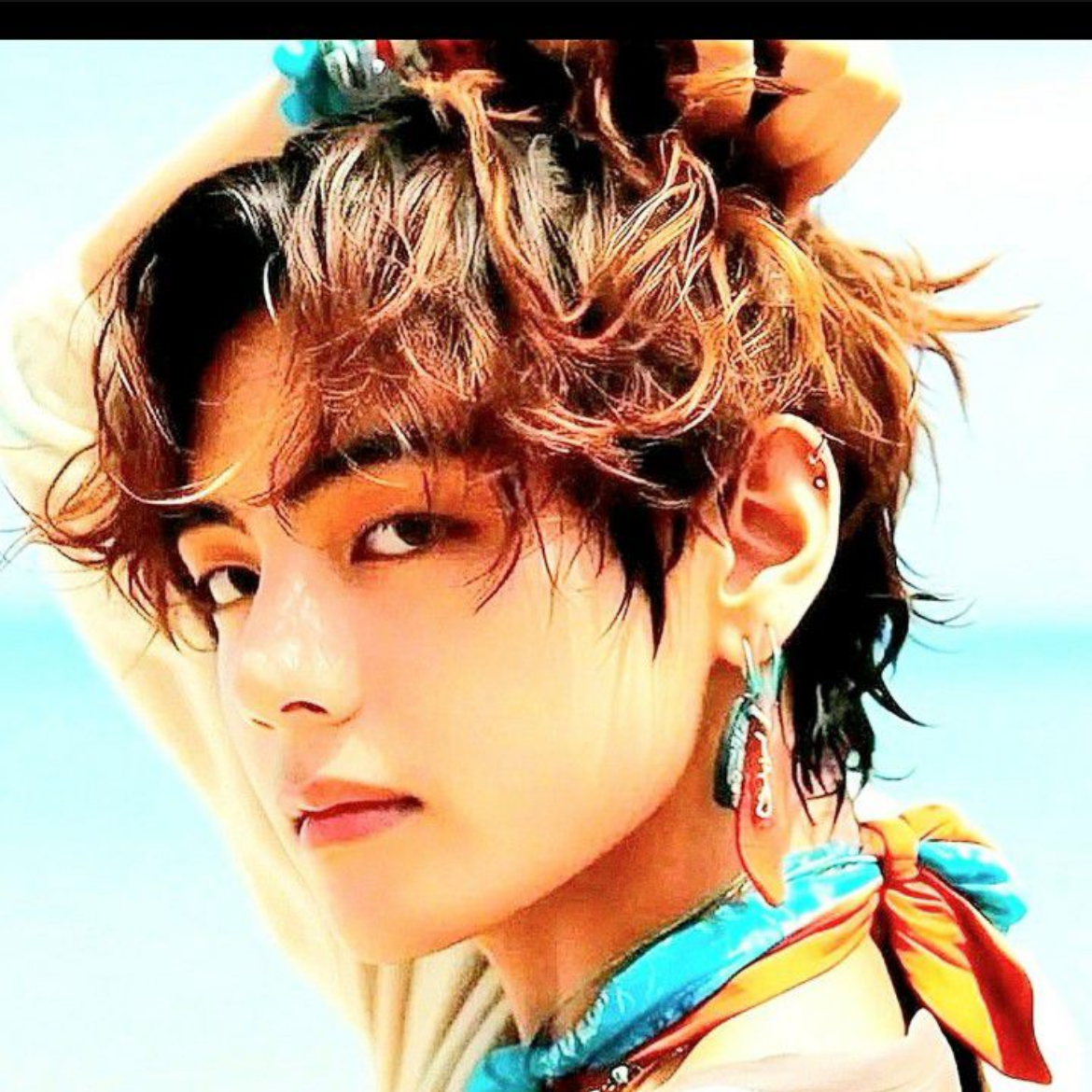 뷔 (방탄소년단)의 비하인드 컷