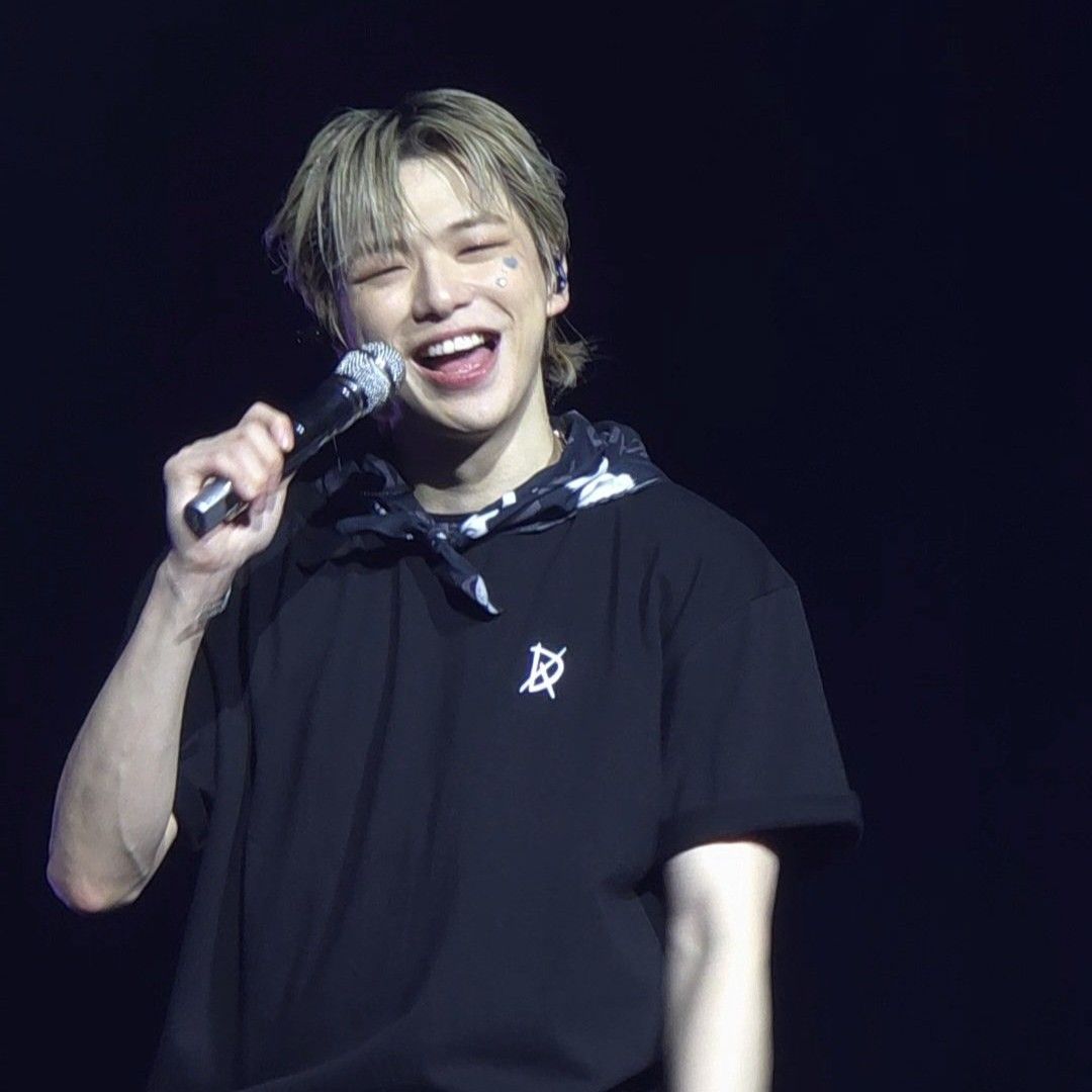 Foto aktivitas terbaru Kang Daniel