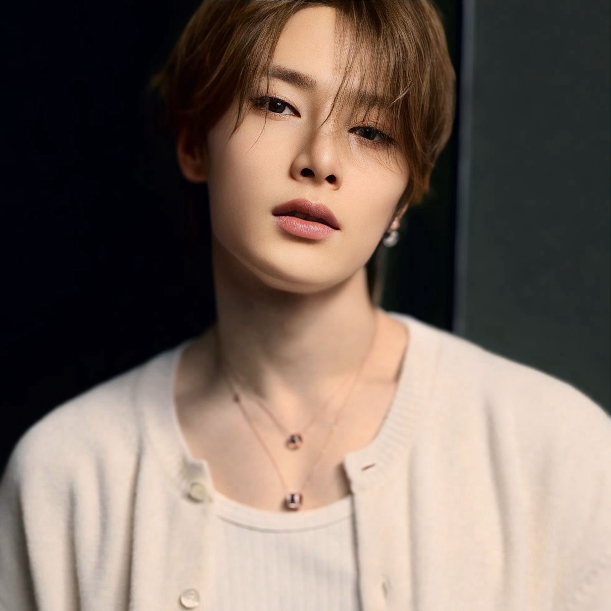 Behind-the-scenes cut of I.N (Stray Kids)