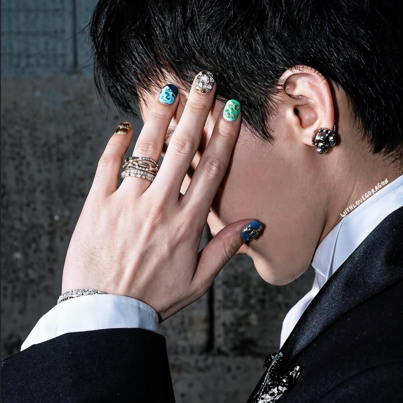 G-DRAGON (BIGBANG)の舞台裏ショット