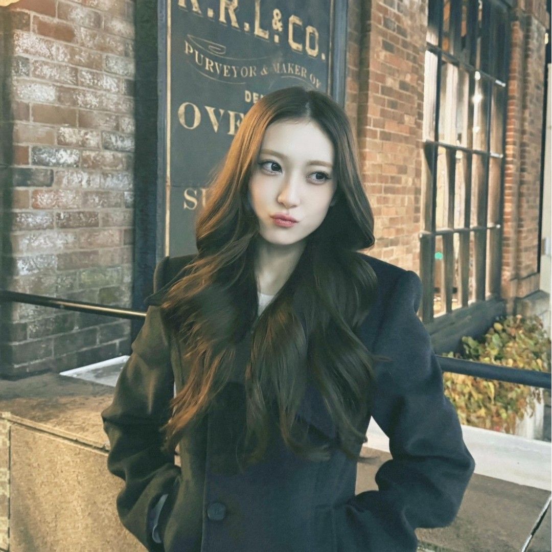 Recent activity shot of Aita Rin (IS:SUE)